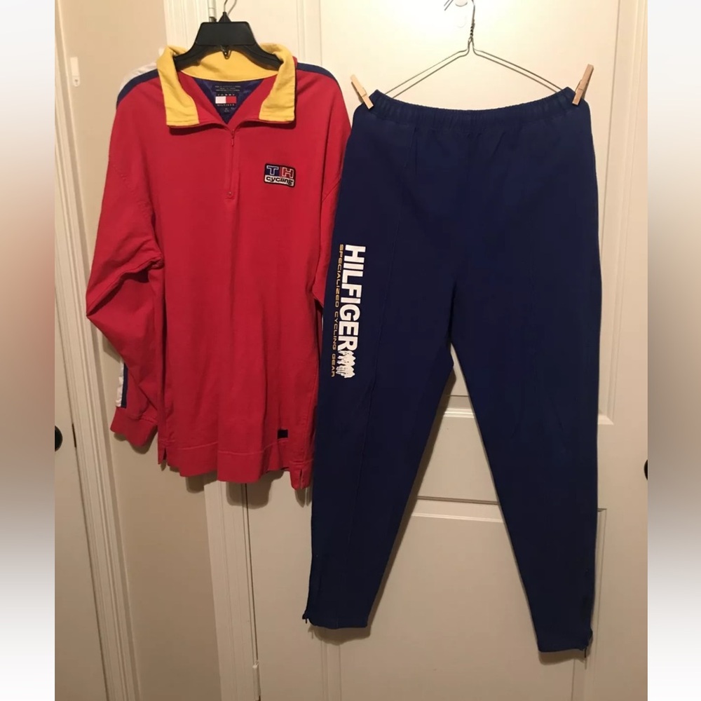 VINTAGE TOMMY HILFIGER CYCLING HALFZIP SHIRT AND PANTS SIZE XL IS IN OKAY USED